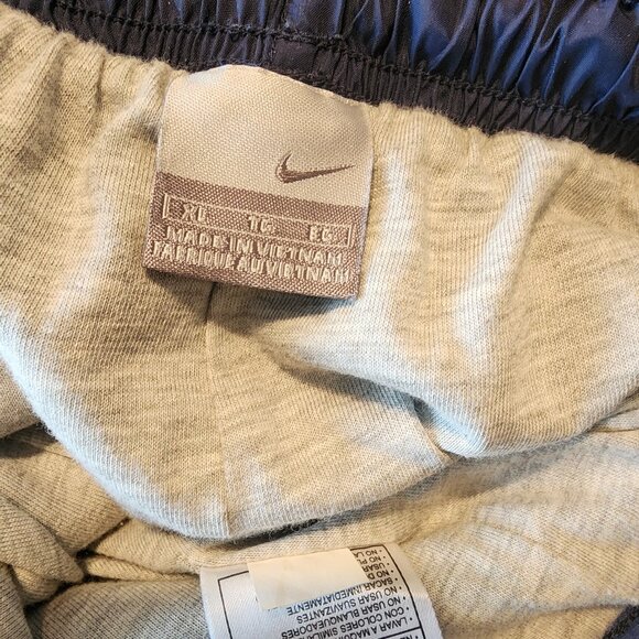 Nike Sweatsuit - Picture 7 of 10